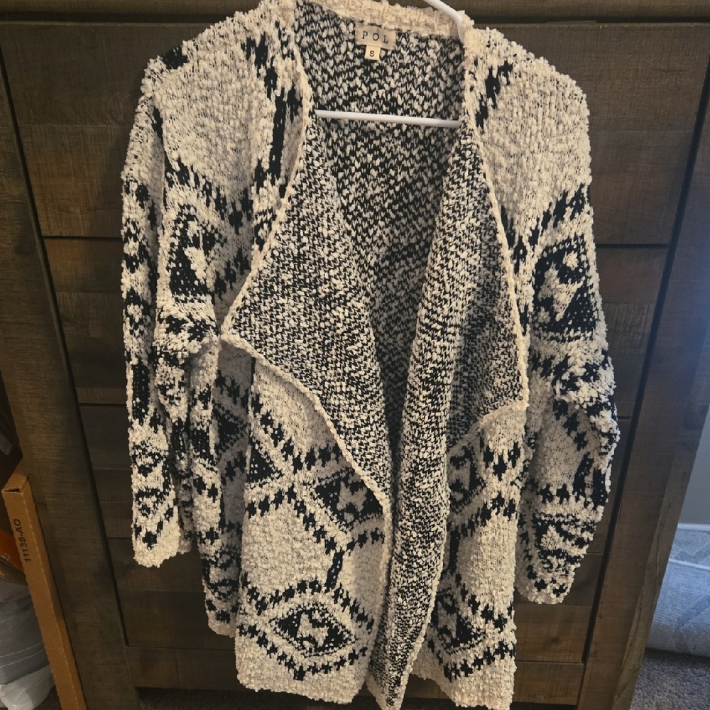 POL Monochrome Patterned Cardigan